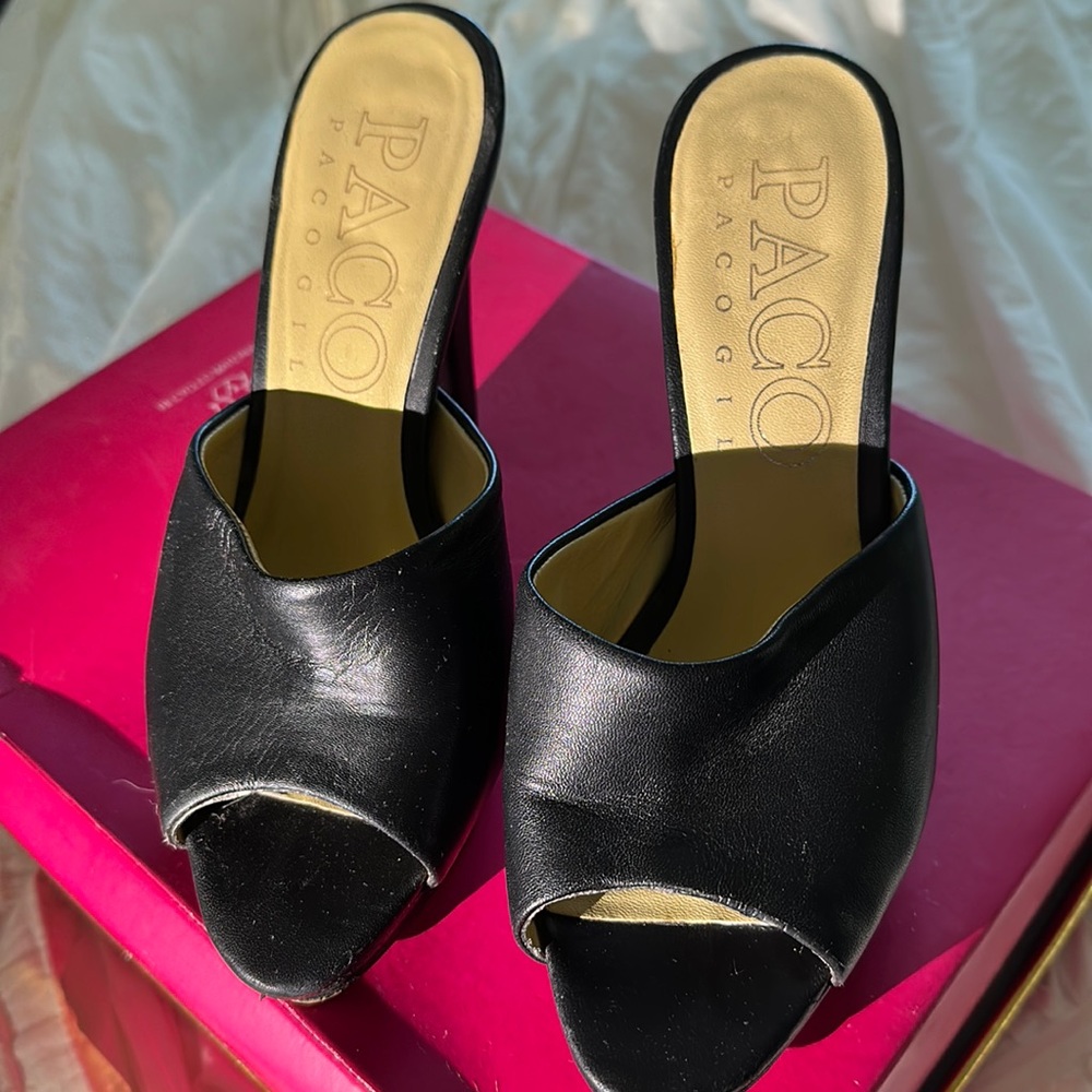Paco Gil, black 4” heel, size 6, black slides